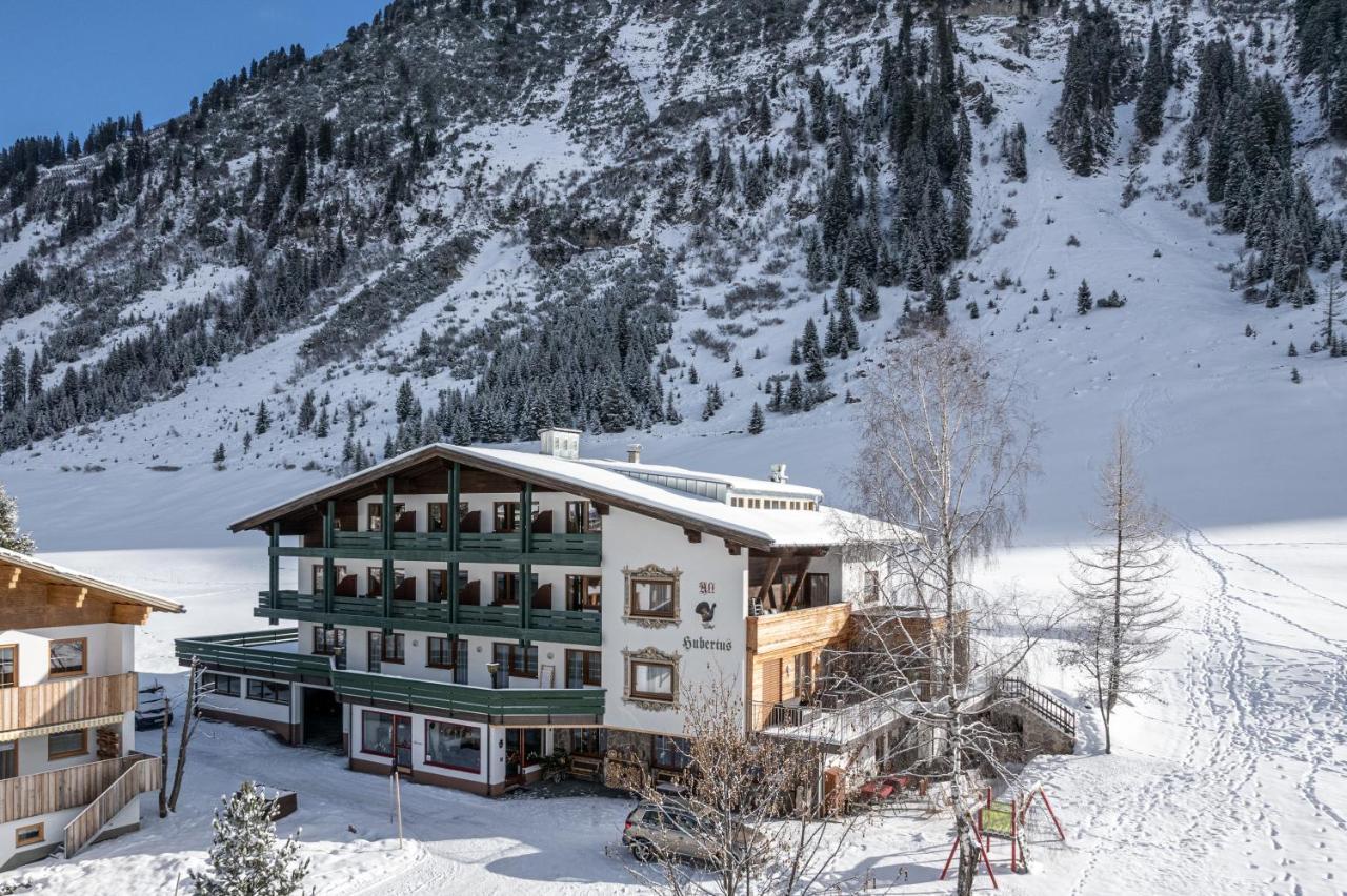 Hubertus, 3 Sterne Superior Hotel Lech Buitenkant foto